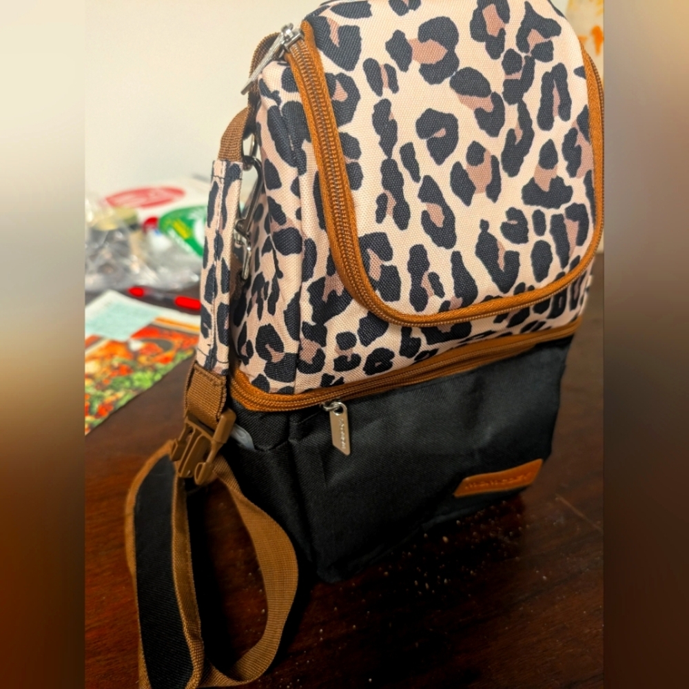Momcozy Insulated Pumping Bag For Breast Pump
